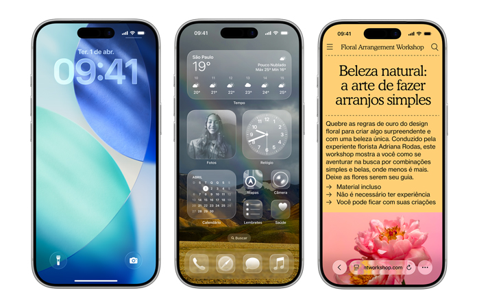 Aparelhos iPhone lado a lado mostrando novos elementos do design no iOS, como a Tela Bloqueada com os números das horas translúcidos em Liquid Glass e a Tela de Início com ícones de apps transparentes em Liquid Glass.