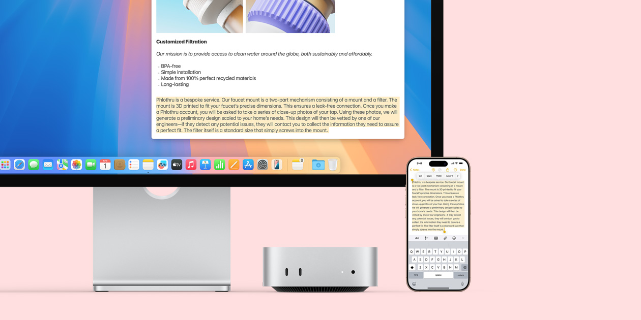 Mac 顯示器、銀色 Mac mini 和 iPhone 並排在一起，顯示器和 iPhone 螢幕上展示通用剪貼板功能，從一部 Apple 裝置拷貝內容再貼到另一部裝置