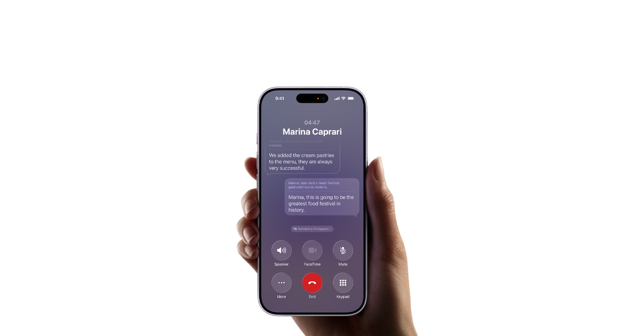 Käsi hoiab iPhone 17 mudelit, millel näidatakse Apple Intelligence'i reaalajas tõlkimise funktsiooni